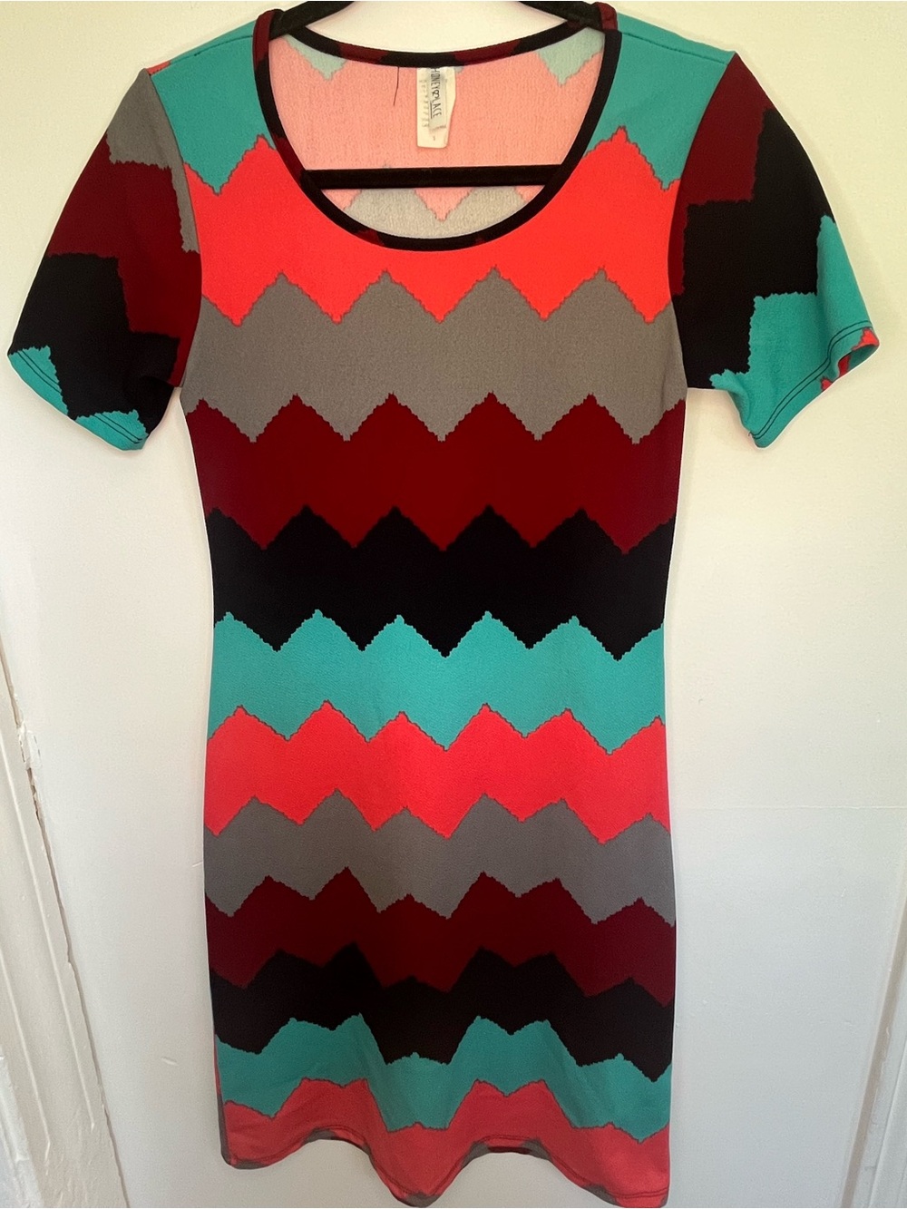 Vibrant Colorblock Chevron Pattern Shift Dress Women’s Size Small Made in USA